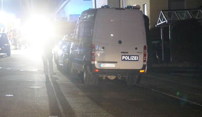 Niefern: Eine Bedrohungslage durch eine Person - SEK im Einsatz