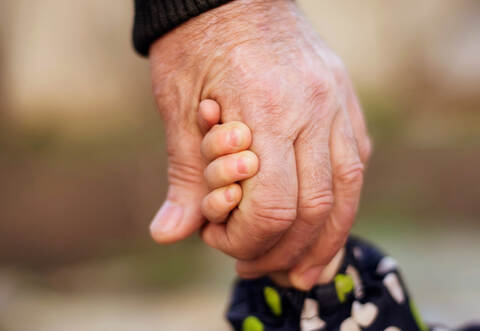 Medienberichten zufolge soll der Vater mit seinem Sohn aus Mühlacker womöglich nach Panama gereist sein.