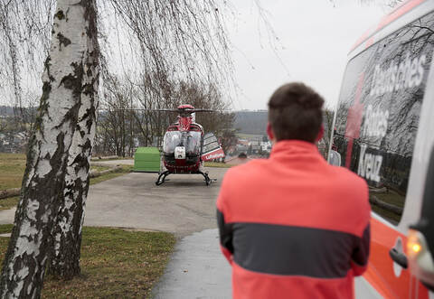 Bei einem Einsatz in Öschelbronn am Donnerstag ist der Notarzt mit dem Helikopter gekommen.