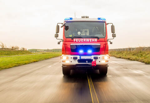 Im Keller der Doppelhaushälfte war laut Polizei ein offener Brand ausgebrochen.