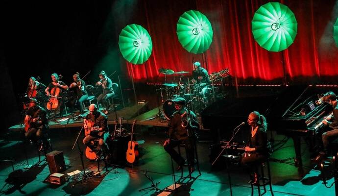 Fein gearbeitete Klangteppiche mit durchaus mal deftigen Einschüben bot „Echoes“ in der Remchinger Kulturhalle.