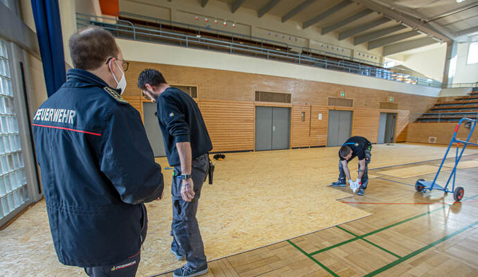 Jahnhalle Umbau Notunterkunft