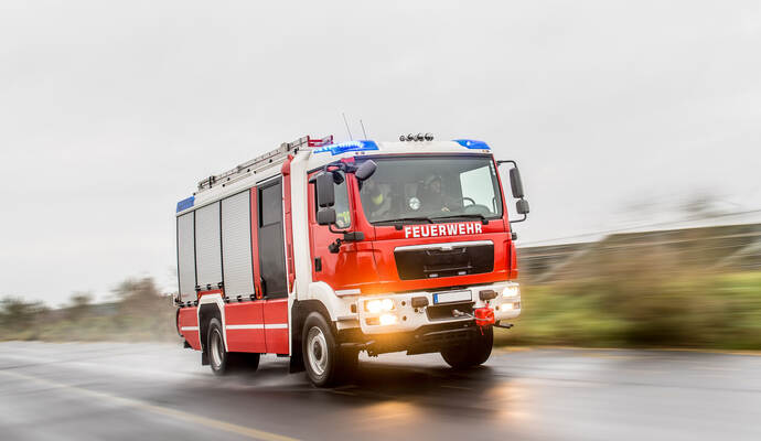 Die Feuerwehr war vor Ort, um den Brand zu löschen. Die Feuerwehr war vor Ort, um den Brand zu löschen.