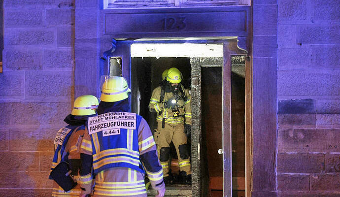Nach einem Brand in Mühlacker ermittelt die Kriminalpolizei.