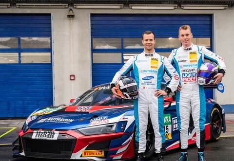 Die Rutronik-Racing-Piloten Patric Niederhauser (links) und Luca Engstler.