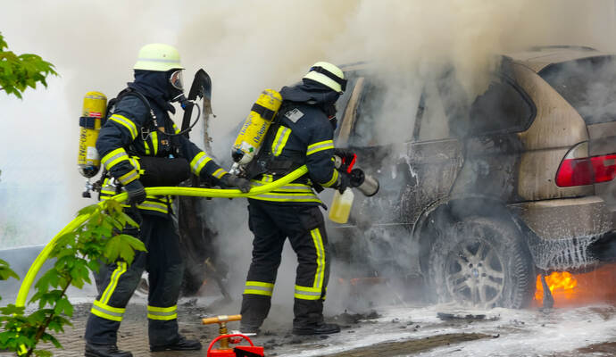 Die Feuerwehr war rasch vor Ort, um den Brand zu löschen.