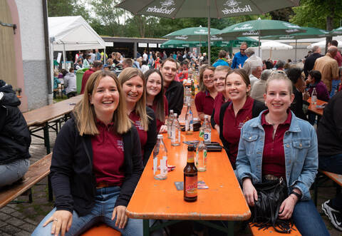 Endlich wieder gemeinsam Feste feiern. Der Vatertag wurde von vielen in der Region genutzt, um eine der zahlreichen Veranstaltungen zu besuchen.