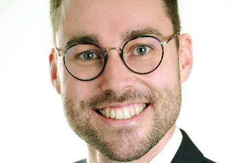 Fabian Bader hat sich entschieden: Er möchte vom Hauptamtsleiter zum Bürgermeister in Neuenbürg werden.