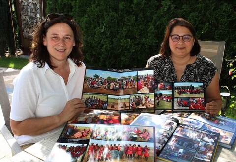 Effiziente Entwicklungshilfe vor Ort in Kenia mit ihrem Wiernsheimer Verein "Naretoi" leisten seit dem Jahr 2010 die Schwestern Heike Längle (links) und Birgit Faas.