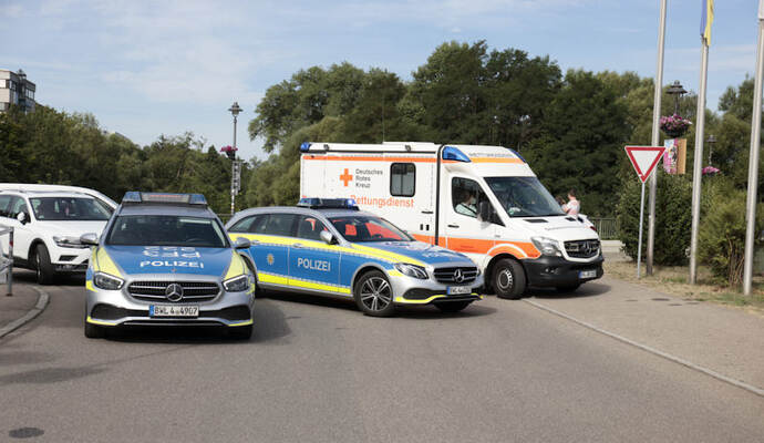 Neben Polizei und Feuerwehr war auch der DRK im Einsatz.