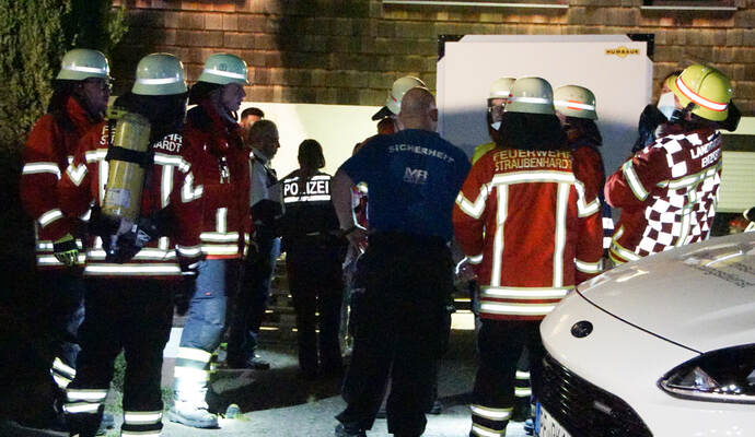 Neben Feuerwehr und Polizei war am Freitagabend auch der Rettungsdienst in Conweiler im Einsatz.