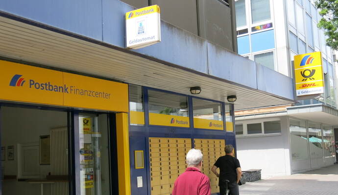 Postbank-Finanzcenter in Mühlacker Fußgängerzone wird aufgegeben ...