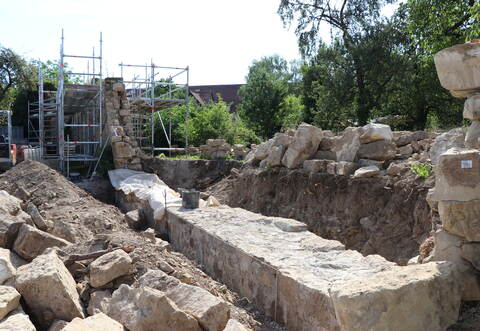 Die Amthofmauer in Oberderdingen wird saniert.