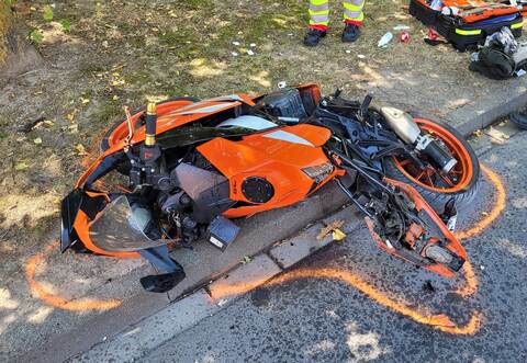 Das Motorrad wurde bei dem Unfall völlig zerstört.