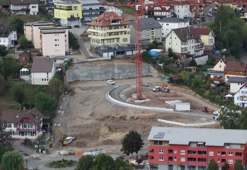 Geschäftiges Treiben herrscht beim ehemaligen Wernerheim in Bad Wildbad.