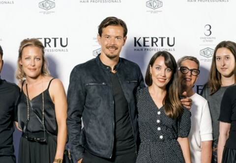 Die Zufriedenheit der Kundschaft steht beim Team „Kertu Wilfried Pflüger“an erster Stelle: David Pflüger (von links), Saher Sheko, Majed Housen, Maren Grimmeisen, Sebastian Zywicki, Valeria Zywicki, Sonja Roller, Trinity Link, Christine Weber, Wilfried Pflüger und Annette Pflüger.