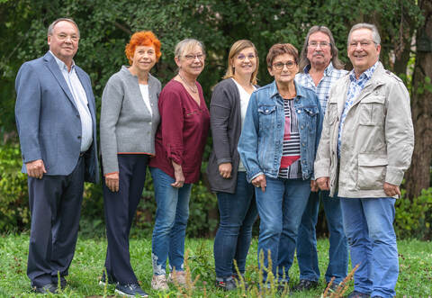 Der Vorstand im Jubiläumsjahr: Dietmar Frei, Heiderose Frei, Claudia Schröck, Mareike Setzer, Marlies Karg, Davy Karg und Udo Seiter (von links) lenken derzeit die Geschicke des OGV Bilfingen. Auf dem Bild fehlen Markus Keller und Frank Zeiher.