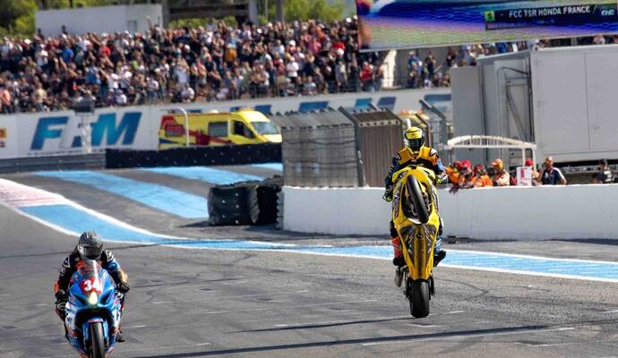 Dominik Vincon mit seiner BMW-Maschine beim Bol d’Or im französischen Le Castellet.