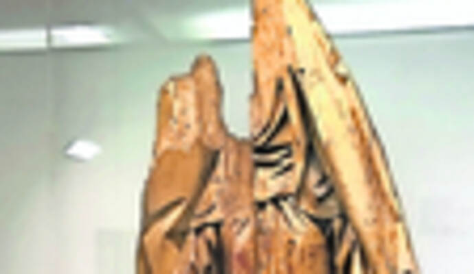Von der Pieta soll eine Nachbildung angefertigt werden. Von der Pieta soll eine Nachbildung angefertigt werden.
