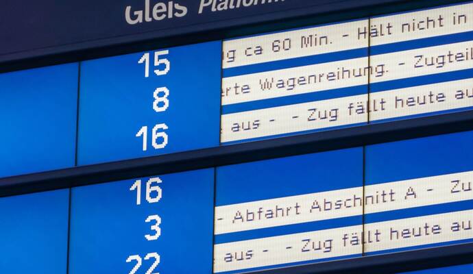 In Pforzheim und Mühlacker kommt es am Dienstagabend zu Problemen im Bahnverkehr.