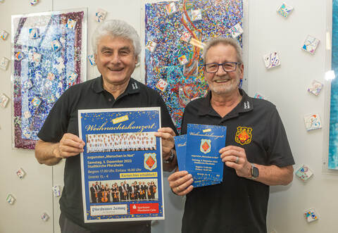 Bernhard Kleile (links), Chef der Gesamtleitung, und Bernhard Junglas, Vorsitzender des Ungerer Werkchor, freuen sich auf einen erfolgreichen Kartenverkauf für das Benefizkonzert.