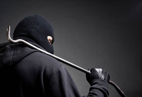 Geringer Beute machte sich ein Einbrecher in Ispringen.