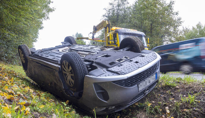 Unfall B10 Remchingen Pfinztal