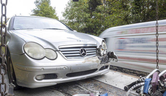 Unfall B10 Remchingen Pfinztal