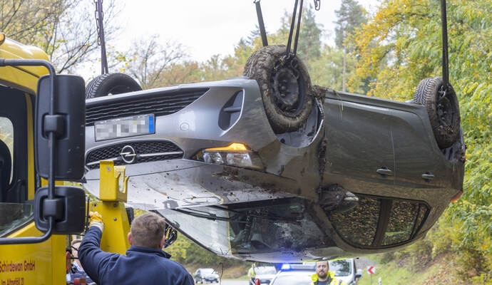 Unfall B10 Remchingen Pfinztal