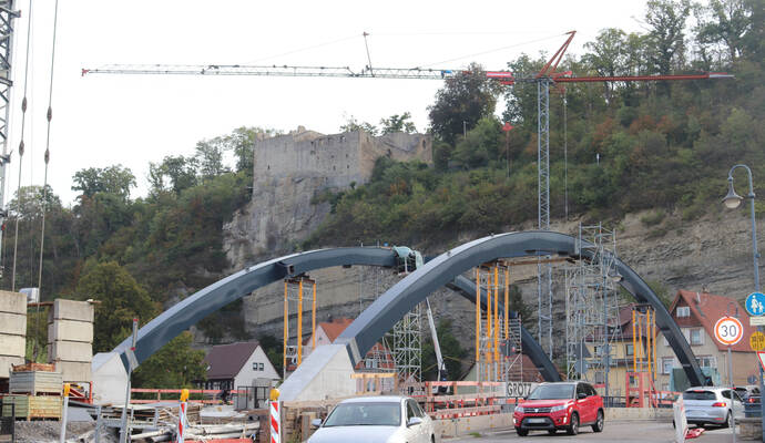 Im April soll die neue Herrenwaagbrücke für den Verkehr freigegeben werden. Fertig sind die Bauarbeiten dann aber trotzdem noch nicht. Im April soll die neue Herrenwaagbrücke für den Verkehr freigegeben werden. Fertig sind die Bauarbeiten dann aber trotzdem noch nicht.