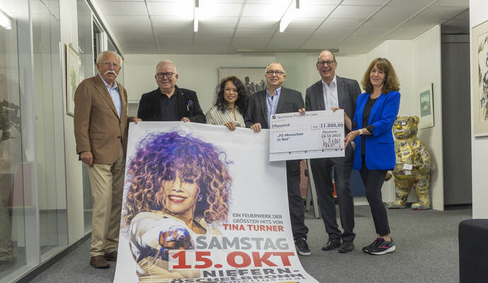 Tina T Band Sparkasse Spende MiN