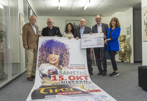 Tina T Band Sparkasse Spende MiN