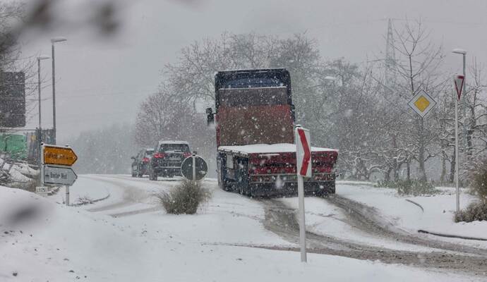 Der Winter hat Pforzheim und die Region derzeit voll im Griff. Auf den Straßen sind die Bedingungen schwierig. Der Winter hat Pforzheim und die Region derzeit voll im Griff. Auf den Straßen sind die Bedingungen schwierig.