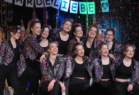 Die Funkengarde verabschiedet sich nach 19 Jahren mit einer außergewöhnlichen Choreographie.