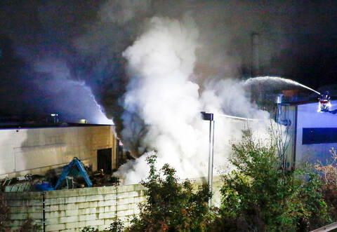 Brand bei Recyclingunternehmen