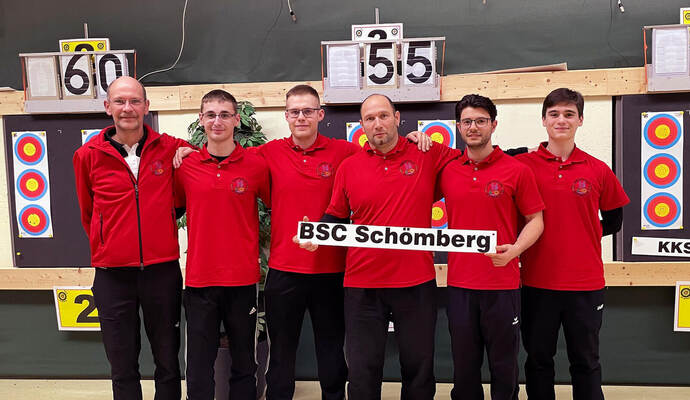 Bundesliga-Aufsteiger: BSC-Vorsitzender Andreas Böhm, Lars Grimm, Philip Schulze, André Uhlmann, Raffaele Vaccaro und Philipp Kunzmann (von links). Bundesliga-Aufsteiger: BSC-Vorsitzender Andreas Böhm, Lars Grimm, Philip Schulze, André Uhlmann, Raffaele Vaccaro und Philipp Kunzmann (von links).
