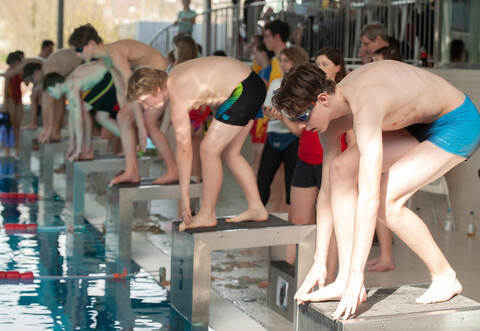 Karsten Müller (rechts) von der DLRG Mühlacker kam in der Altersklasse 13/14 auf den zweiten Platz.