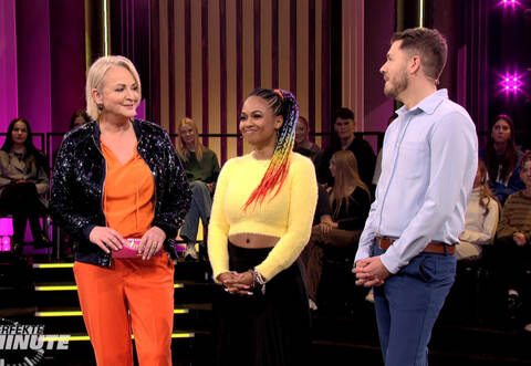 An diesem Freitag um 19 Uhr geht die Knittlinger Sängerin Miss Kavila (Mitte) zusammen mit ihrem besten Freund Alexander bei der Sat.1-Show von Moderatorin Ulla Kock am Brink an den Start.