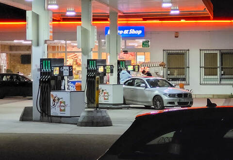 Unser Archivbild zeigt die Tankstelle in Remchingen-Singen, die im April, im Mai und nun im Juni überfallen wurde. Ob es immer der  gleiche Täter war, muss noch ermittelt werden.