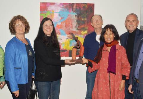 Werben für die Ausstellung: Andrea Reichert-Mohr (von links), Regine Westphal, Angela Adam, Wolfgang Nöldner, Chong-Im Neukamm, Erhard Neukamm und Markus Schellinger.