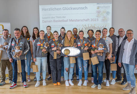 Rutronik Stars Keltern Eintrag Goldenes Buch