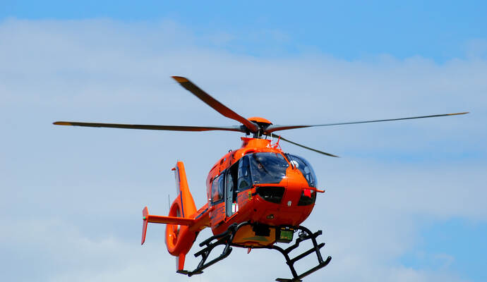 Ein Rettungshubschrauber war in Kämpfelbach im Einsatz (Symbolbild).