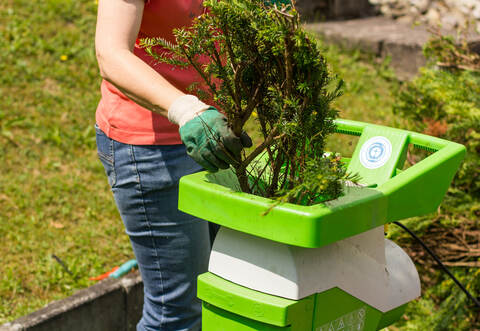 Im Sommer gibt es viel zu häckseln.