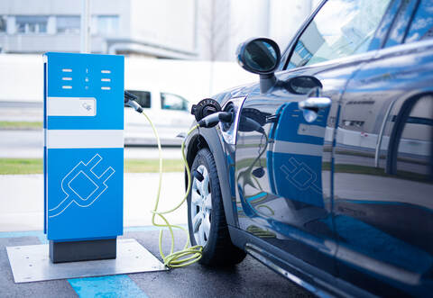 Die E-Mobilität in Pforzheim und dem Enzkreis bekommt durch eine hohe Förderung einen Schub.