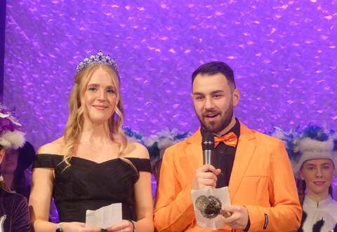 Erste Sahne: Das aktuelle Jubiläums-Prinzenpaar Melina I. (Raible) und Kevin I. (Sautter).