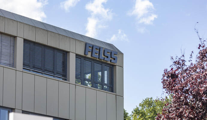 Firma Felss Königsbach Stein