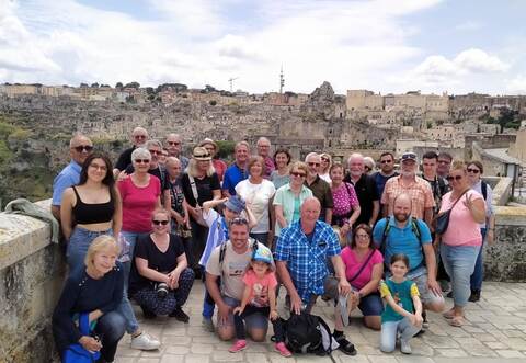 Ein Höhepunkt der Reise: Die Gruppe besucht Matera, die Kulturhauptstadt von 2019.