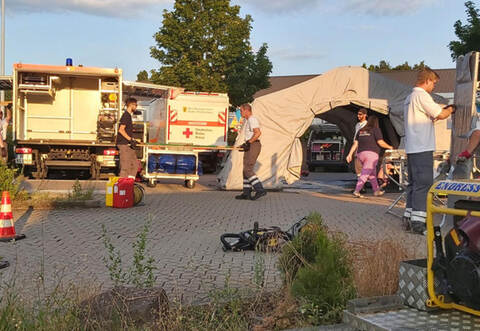 Rund 20 Helfer waren an der Übung in Neuenbürg beteiligt.