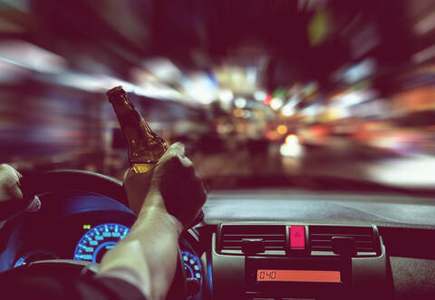 Ein Alkoholtest ergab bei dem Mann über zwei Promille.