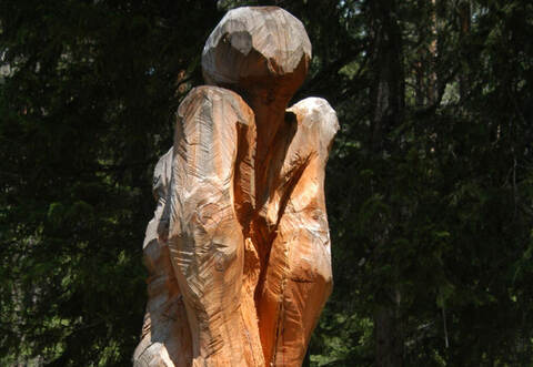 Momentaufnahme eines bewegten Menschenkörpers: „Lichtblick“ von Barbara Haas Di Giorgi.